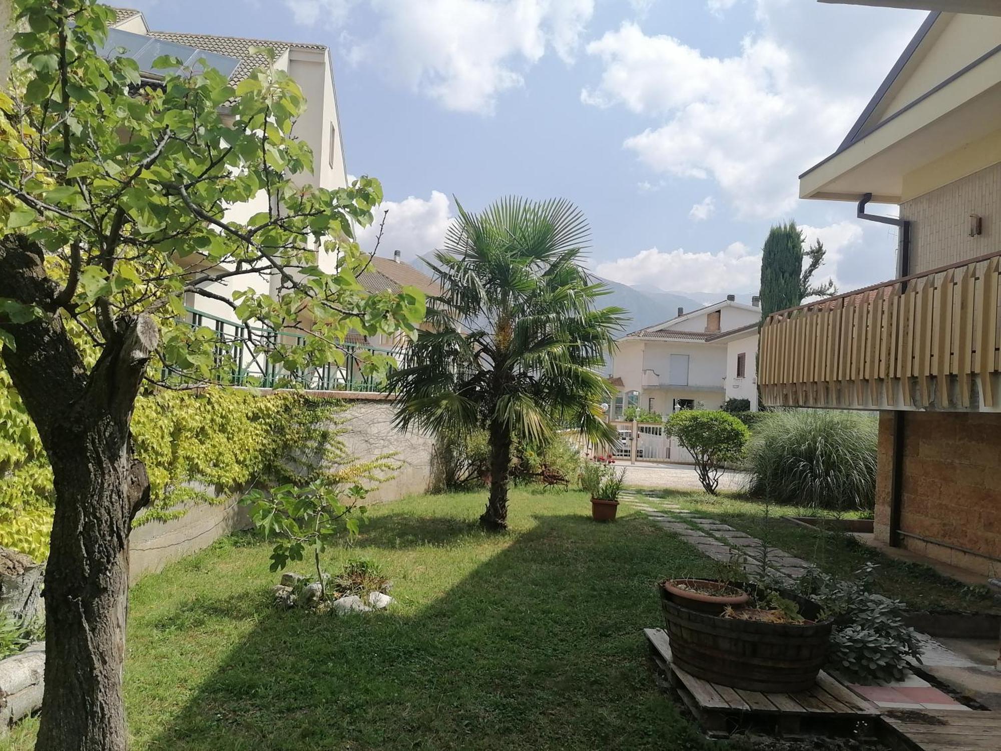 B&B Villaggio Sole Sulmona Extérieur photo