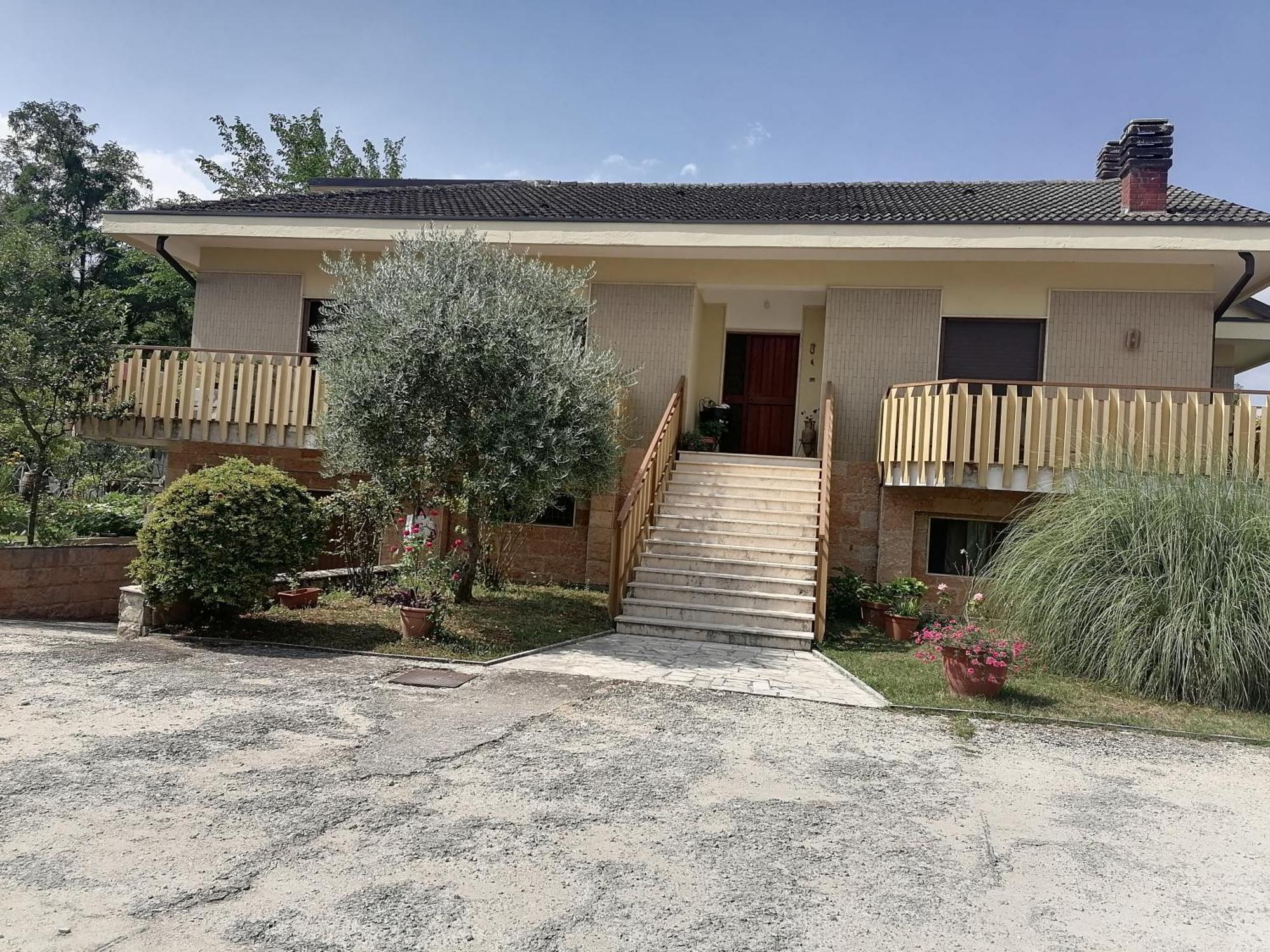 B&B Villaggio Sole Sulmona Extérieur photo